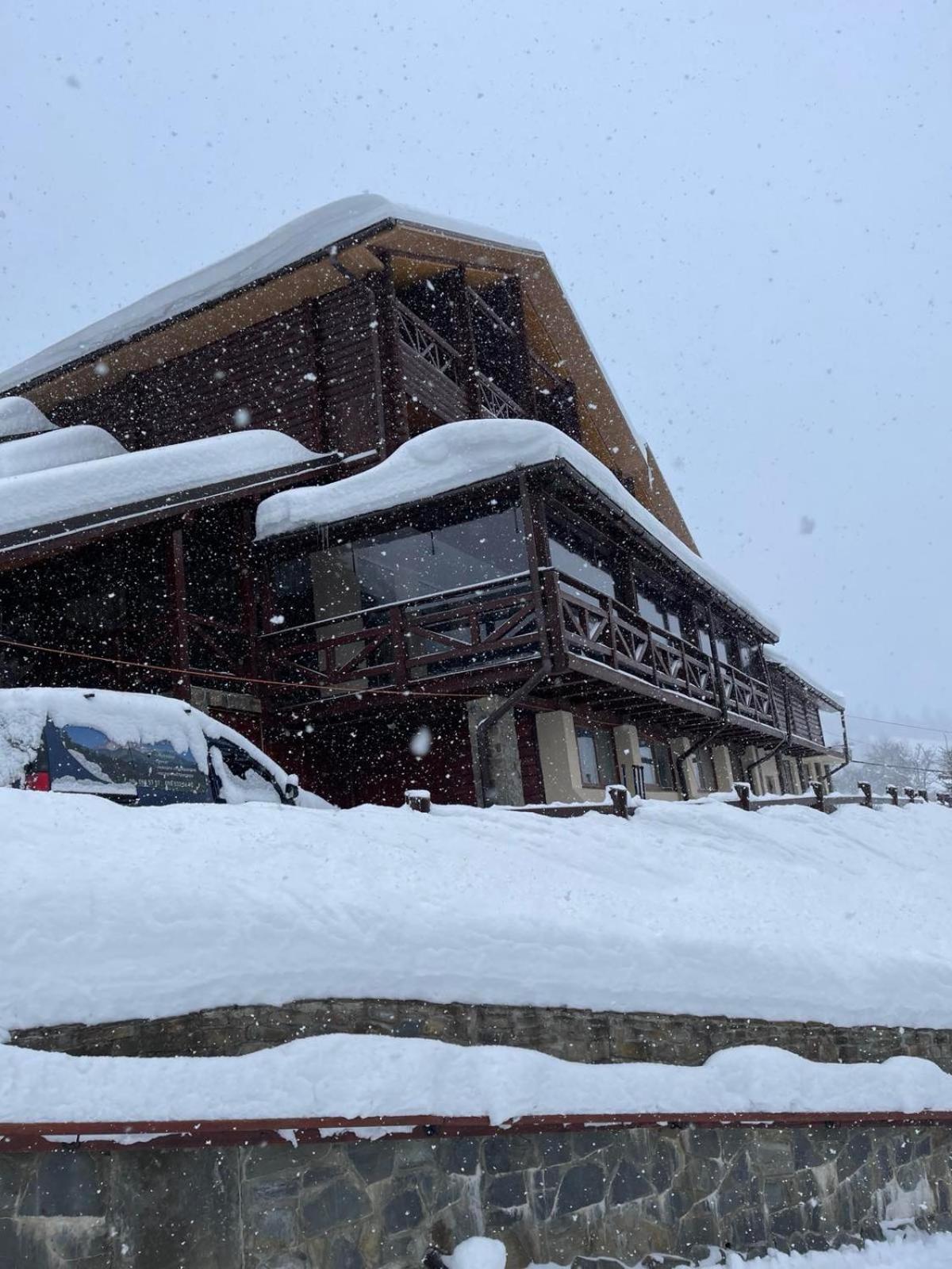 Georgiy Hotel Oryavchyk Exterior photo